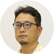 谷垣 悠介 たにがき・ゆうすけ